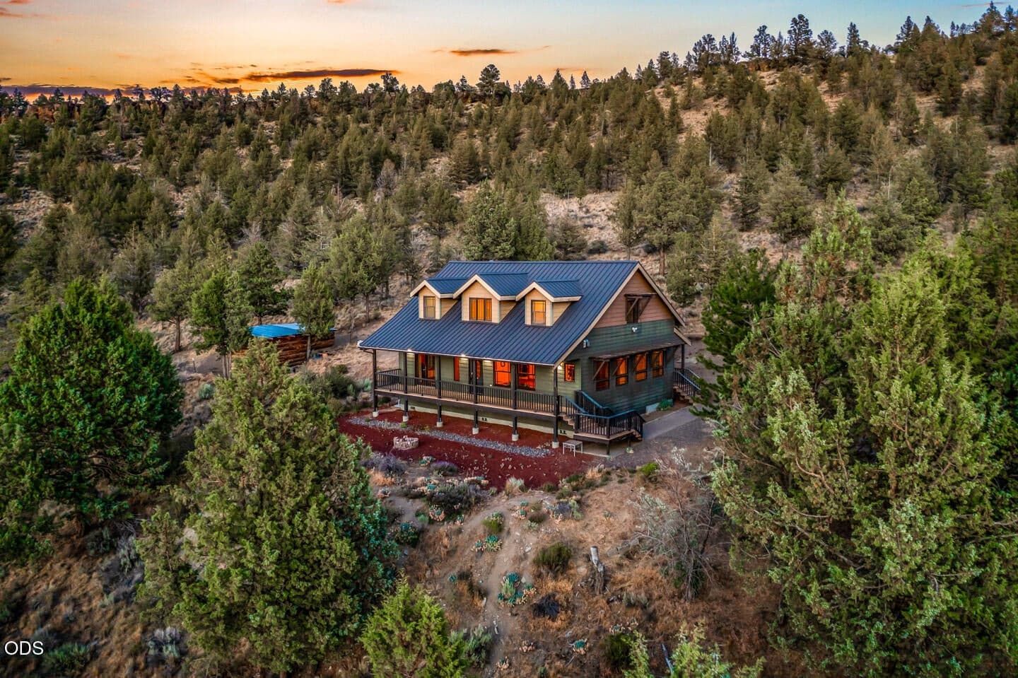 Photo of 70090 McKenzie Canyon Road 24 of 58