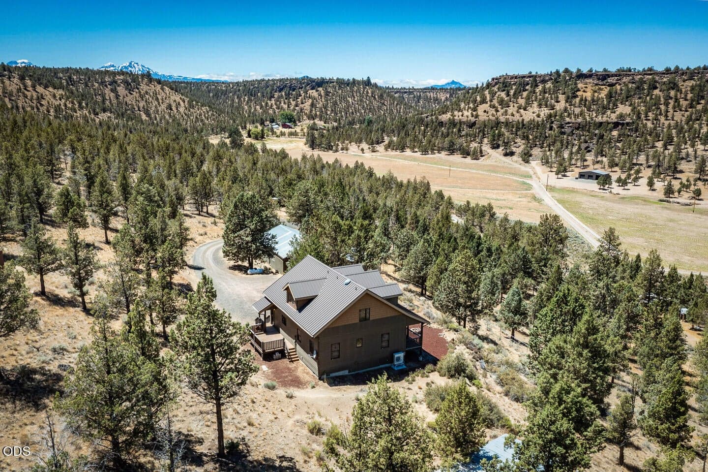 Photo of 70090 McKenzie Canyon Road 40 of 58