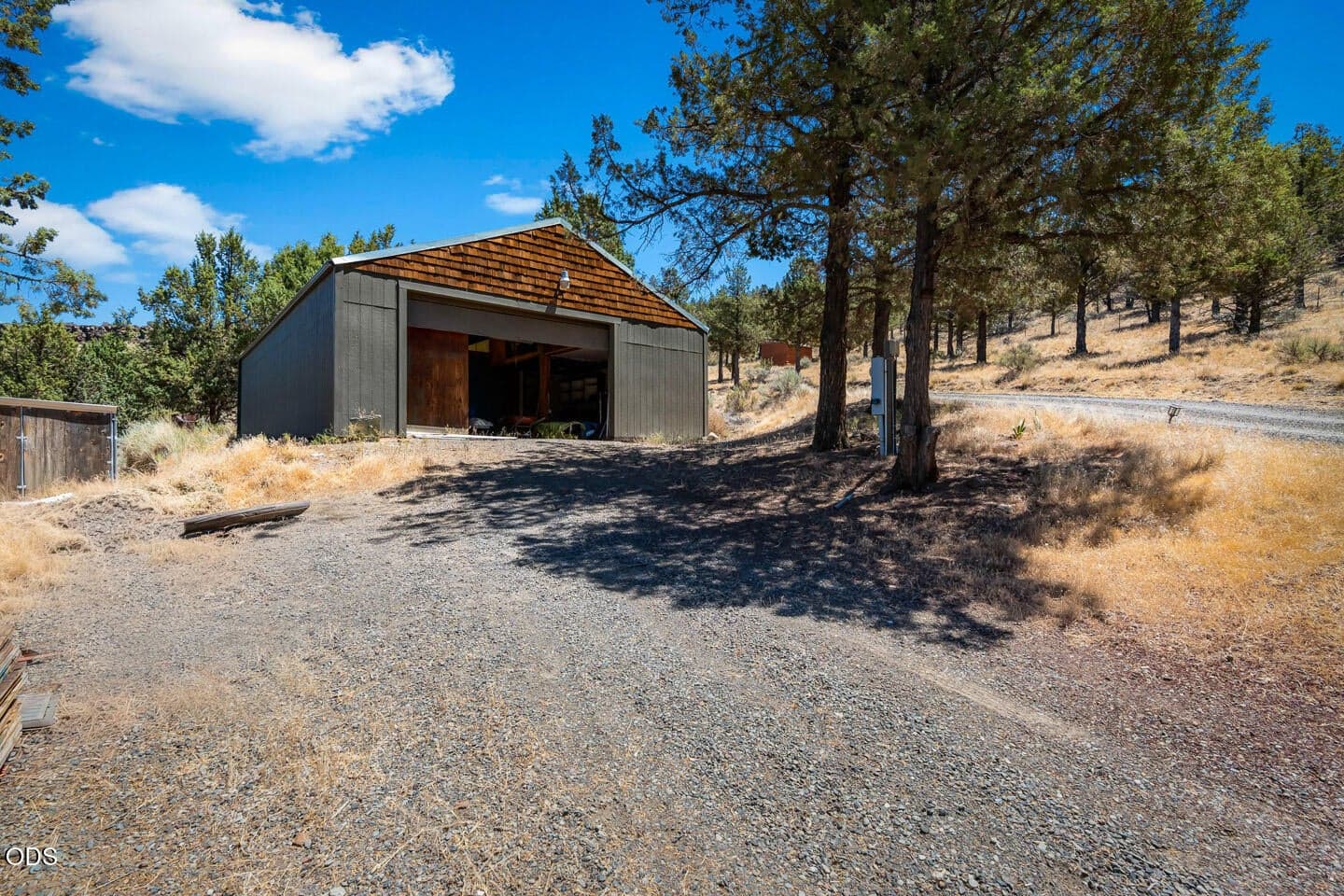 Photo of 70090 McKenzie Canyon Road 28 of 58