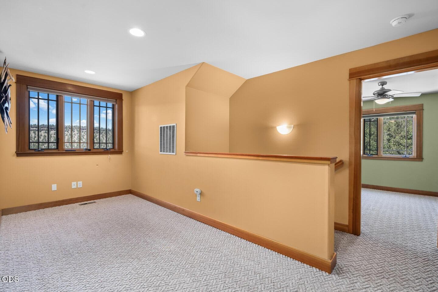 Photo of 70090 McKenzie Canyon Road 14 of 58