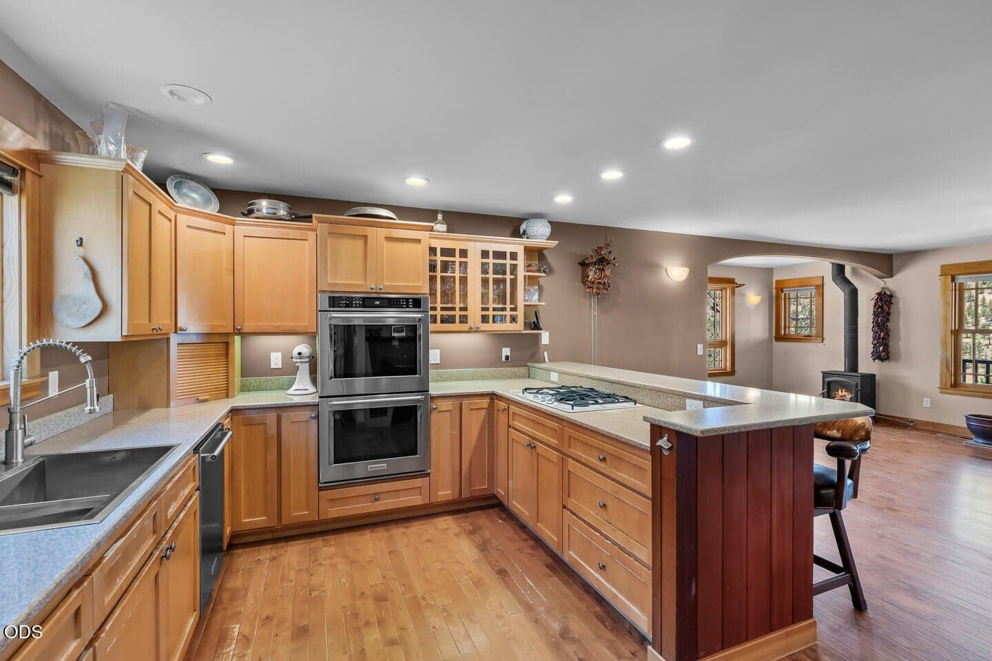 Photo of 70090 McKenzie Canyon Road 9 of 58