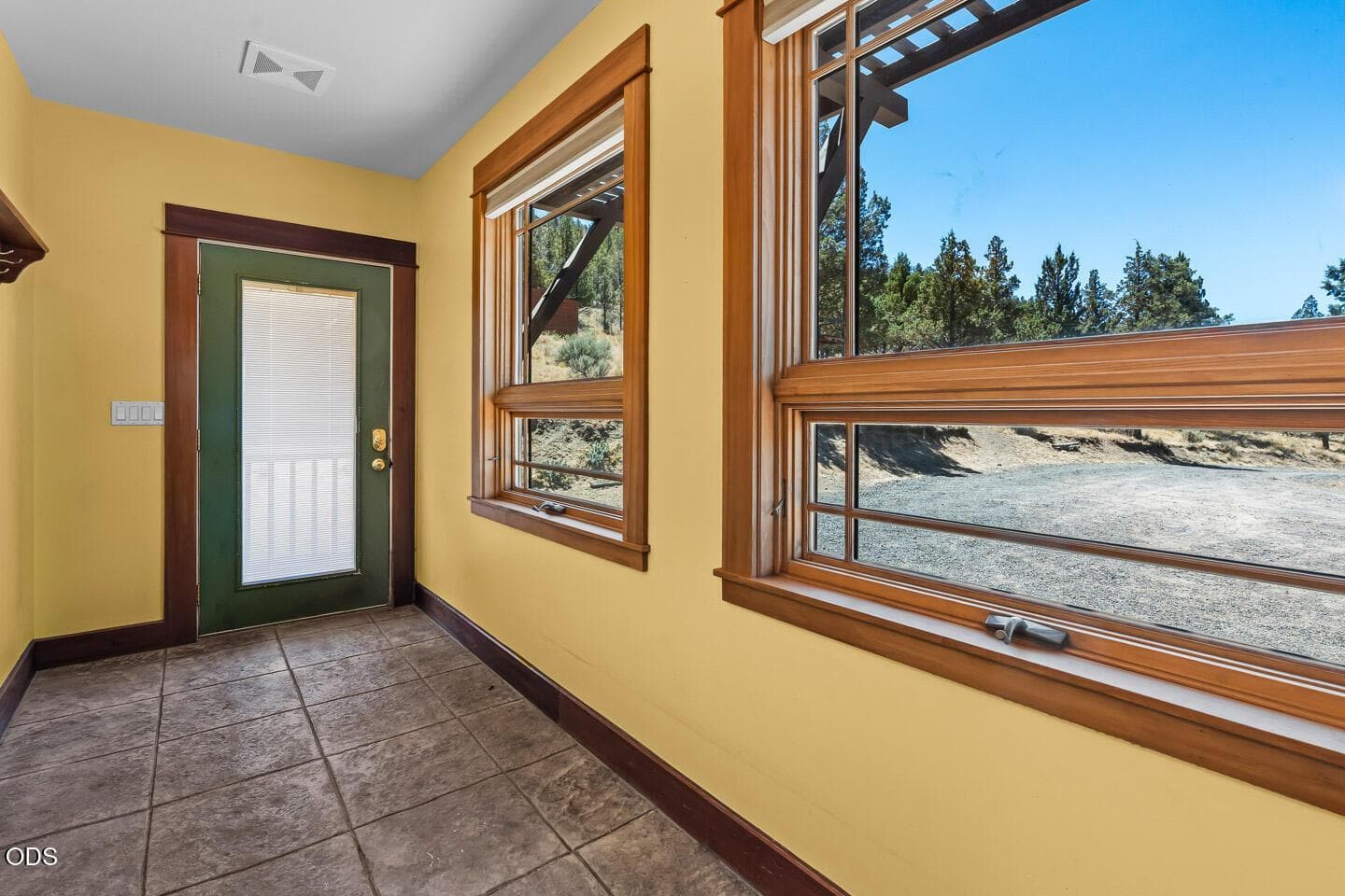 Photo of 70090 McKenzie Canyon Road 19 of 58