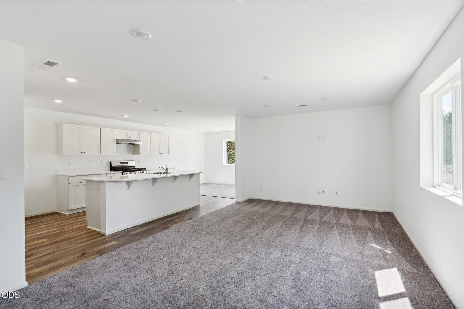 Photo of 16665 Cottage Pine St 6 of 24