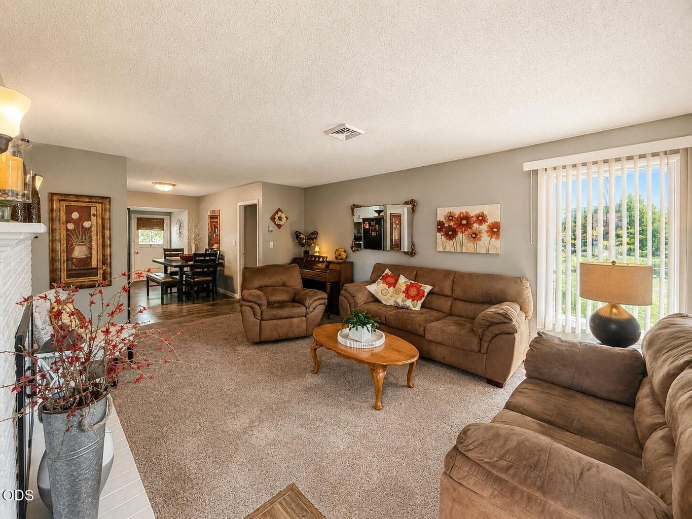 Photo of 206 Claypool Street 4 of 27