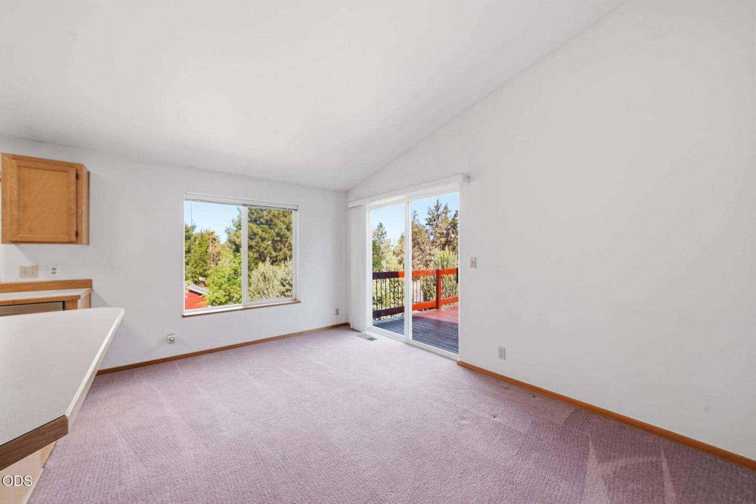 Photo of 2058 NE Hollow Tree Lane 20 of 41