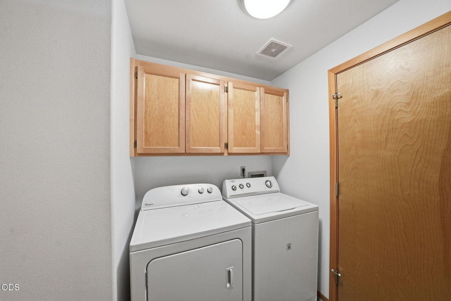 Photo of 2058 NE Hollow Tree Lane 24 of 41