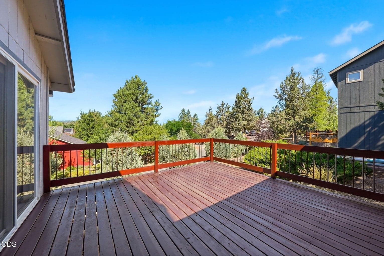 Photo of 2058 NE Hollow Tree Lane 32 of 41