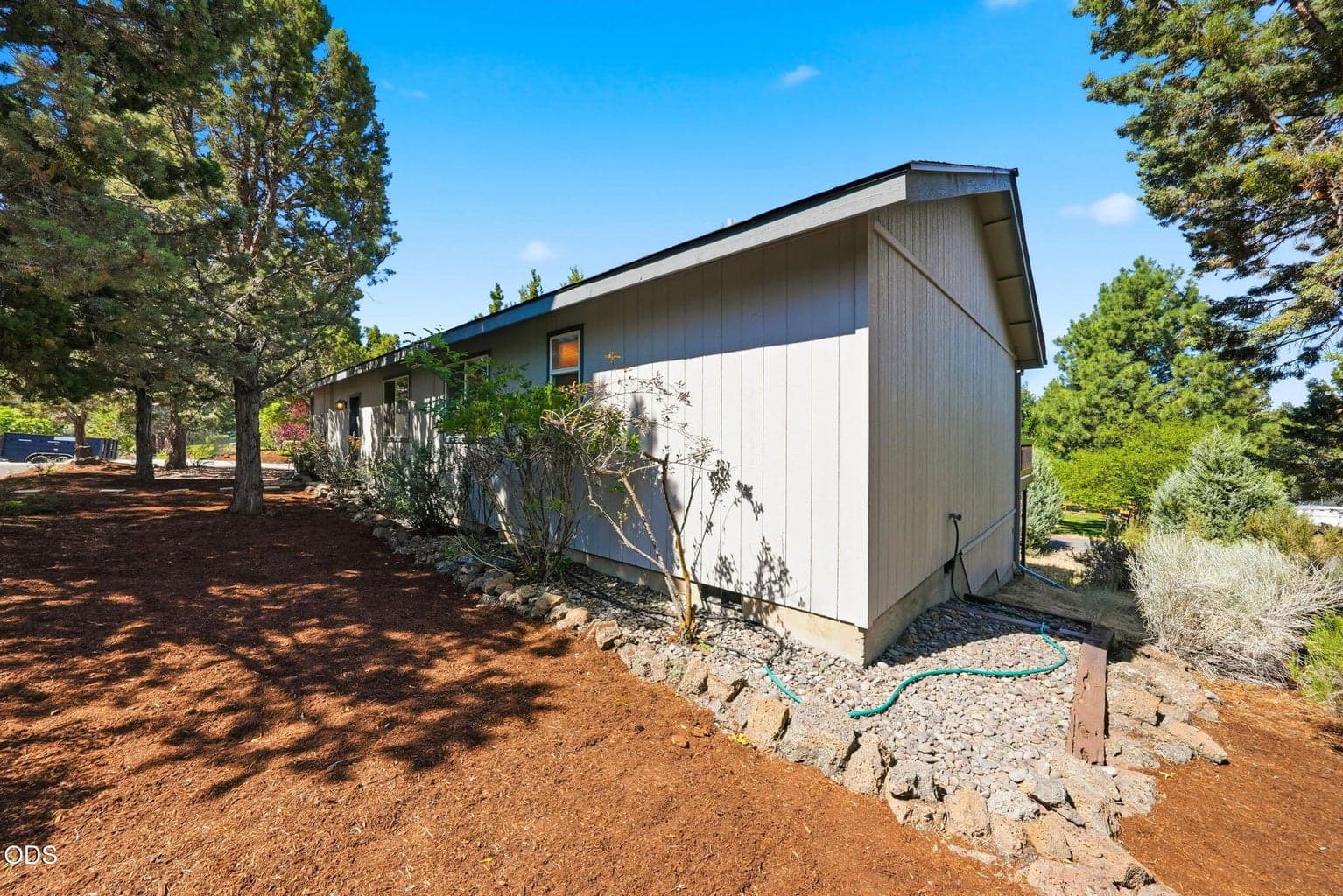 Photo of 2058 NE Hollow Tree Lane 38 of 41