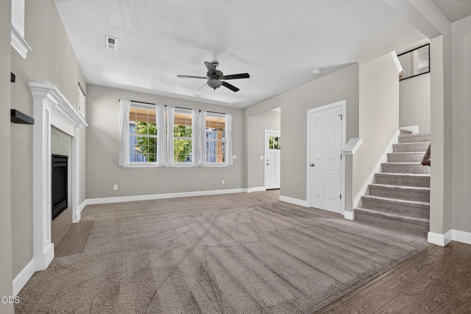 Photo of 20540 Gloucester Lane 6 of 42