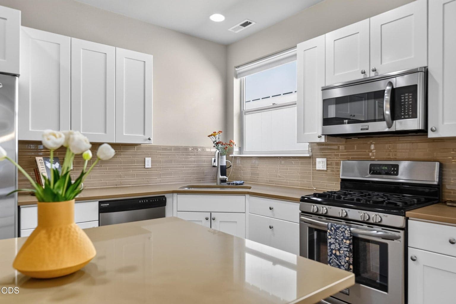 Photo of 20540 Gloucester Lane 9 of 42