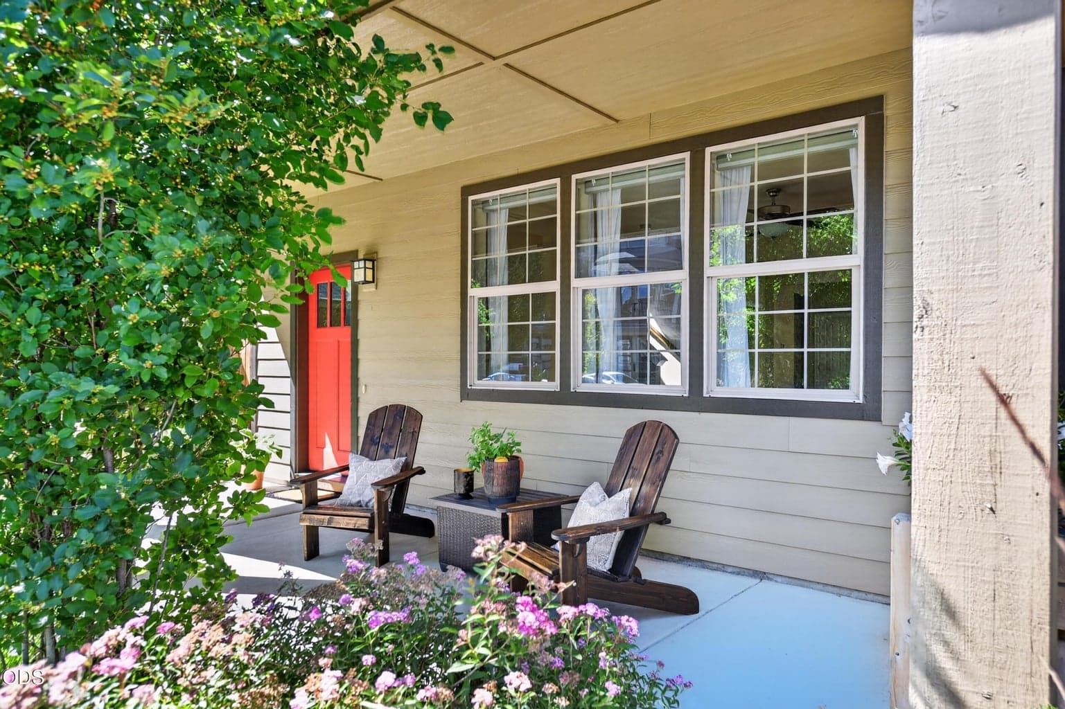 Photo of 20540 Gloucester Lane 4 of 43
