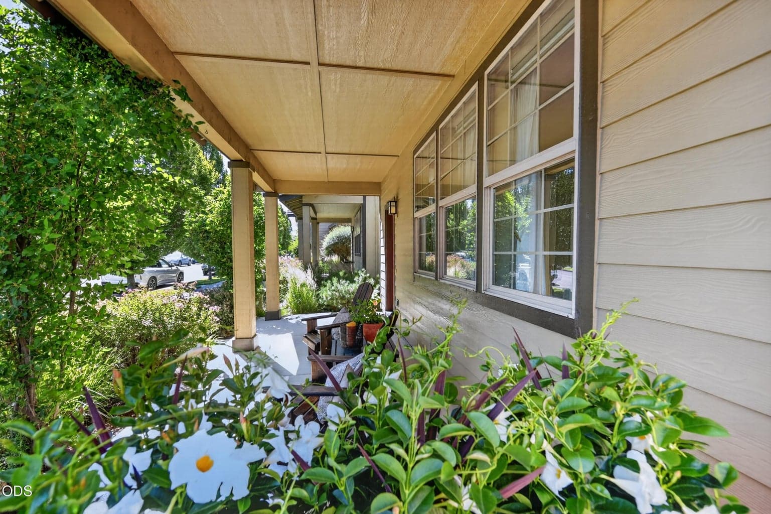 Photo of 20540 Gloucester Lane 5 of 43