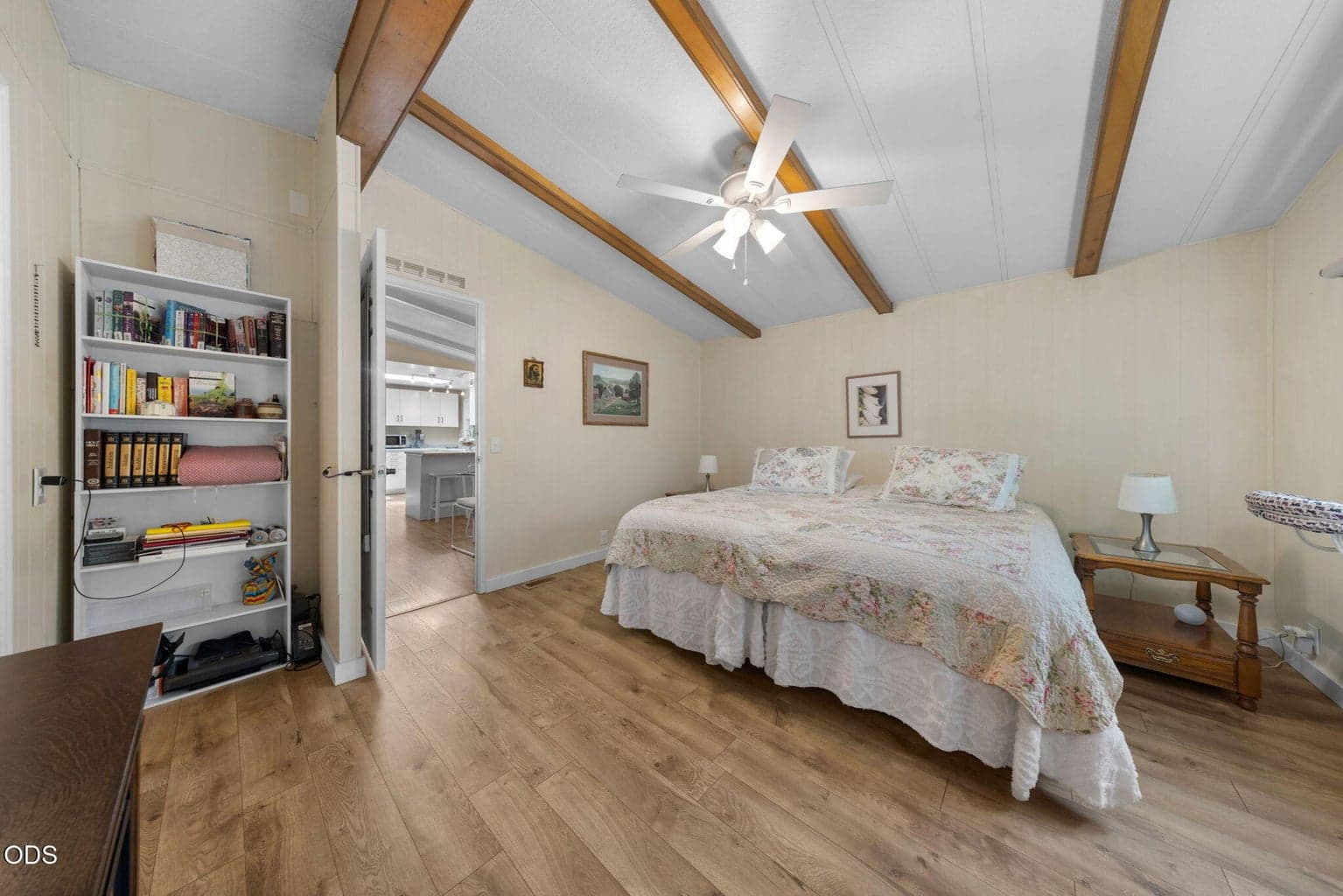 Photo of 1001 SE 15th Street 15 of 52