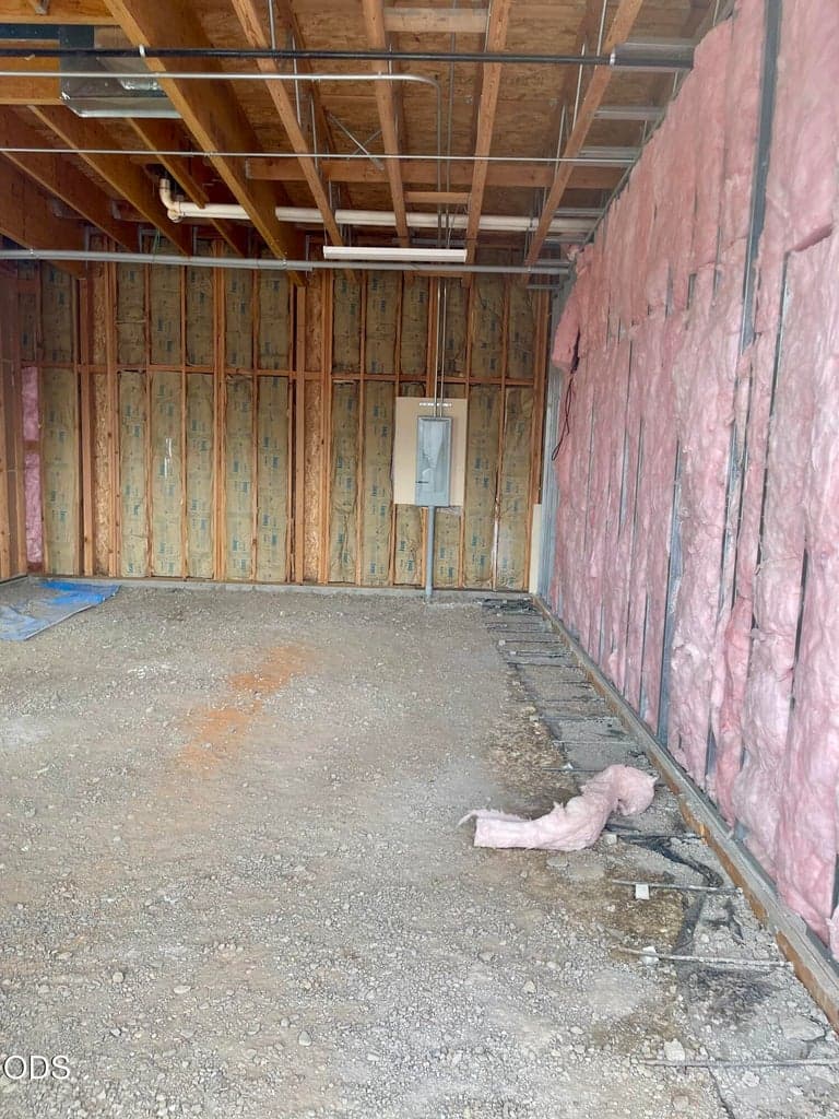 Photo of 2984 6th Street 5 of 7