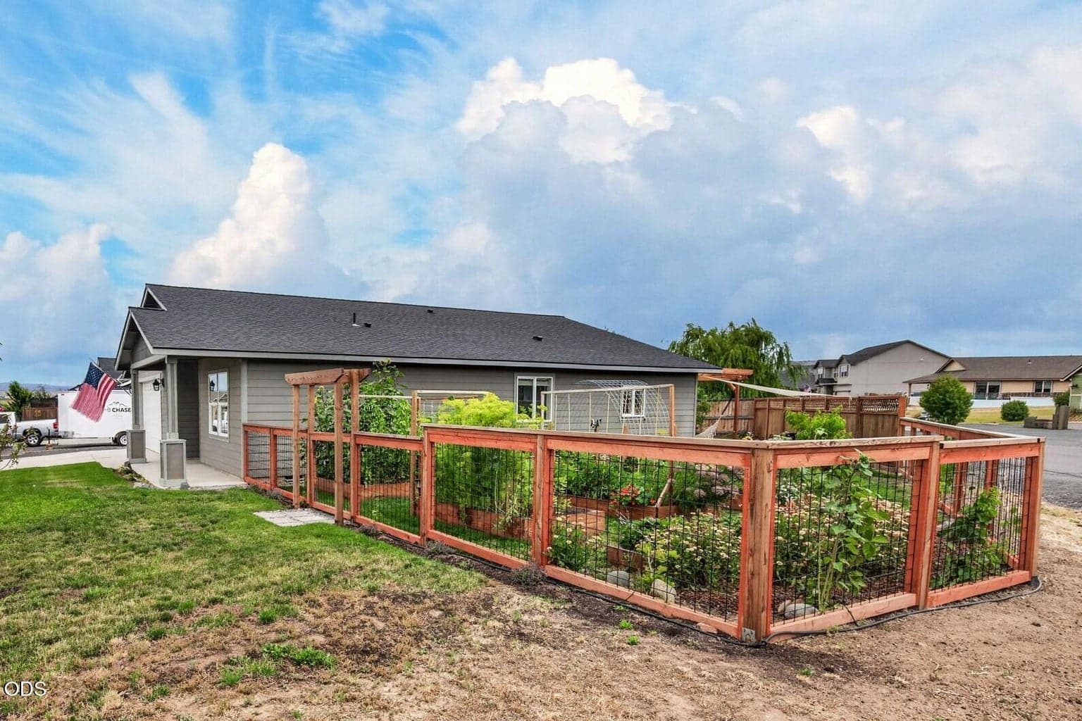 Photo of 660 A Street 2 of 28