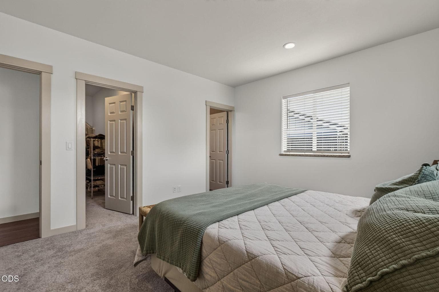 Photo of 660 A Street 13 of 28