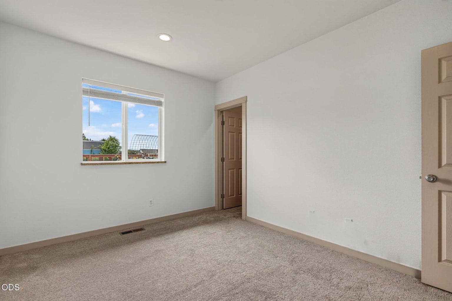 Photo of 660 A Street 17 of 28