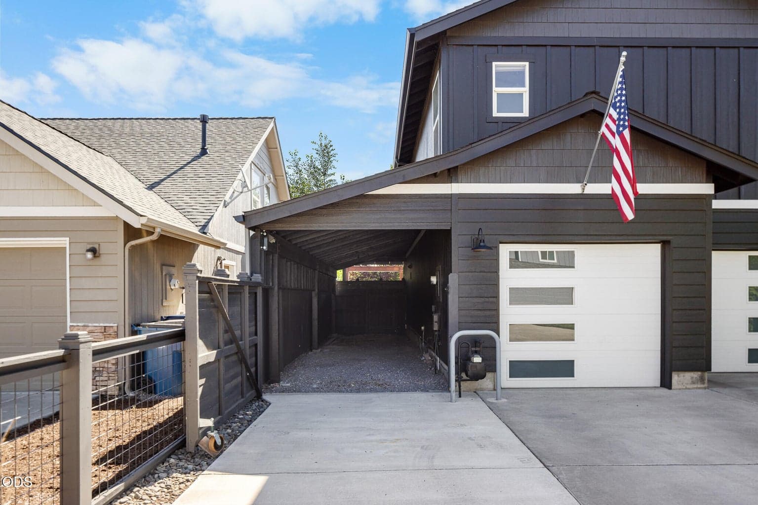 Photo of 654 Providence Drive 2 of 40
