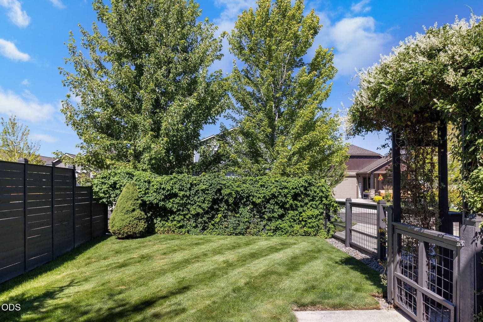 Photo of 654 Providence Drive 5 of 40