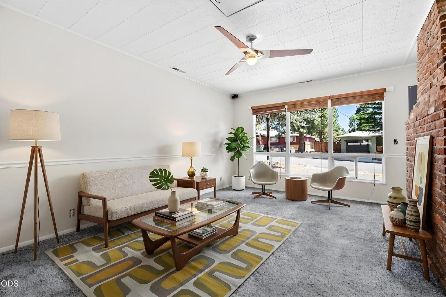 Bonus Room Virtually staged