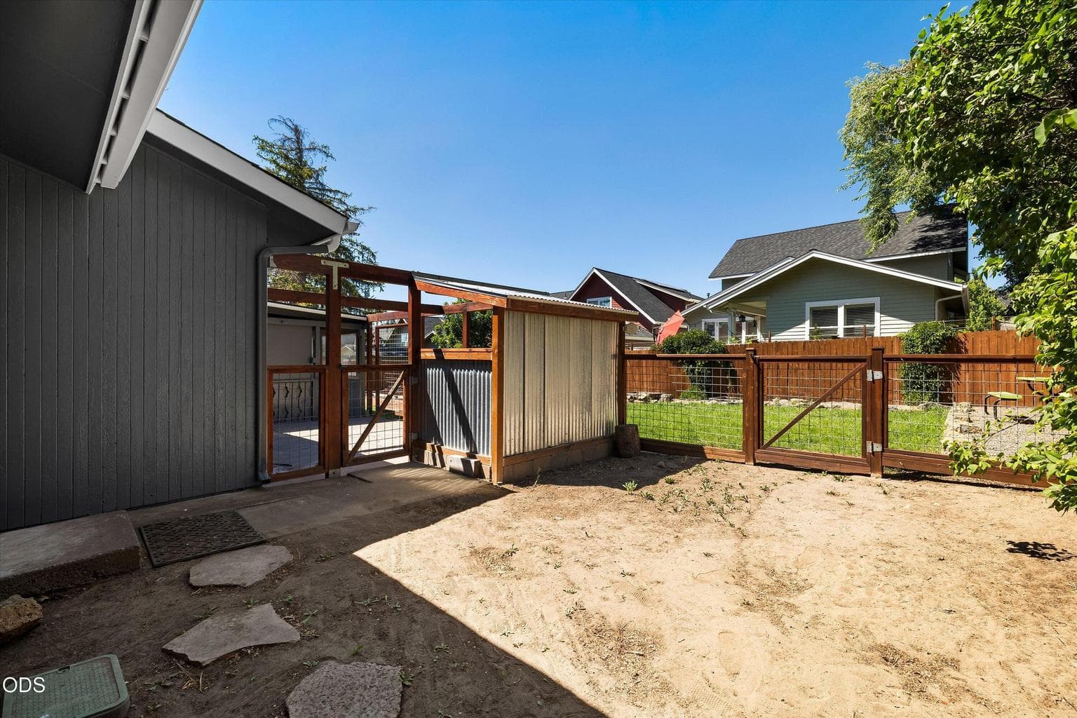 Photo of 660 NE Innes Lane 40 of 42