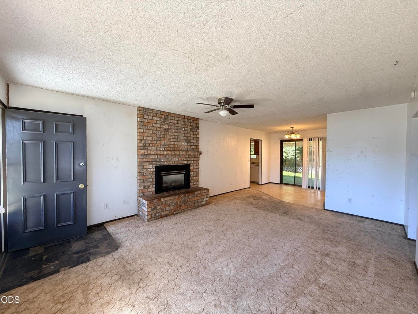 Photo of 297 Fairview Street 4 of 22
