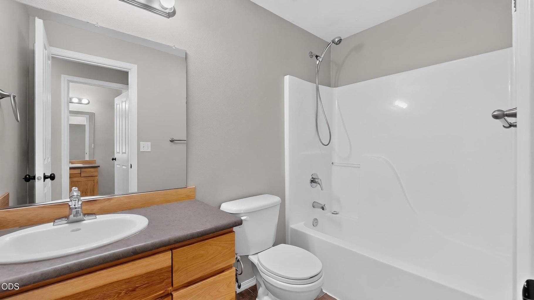 Photo of 16457 Heath Drive 17 of 28