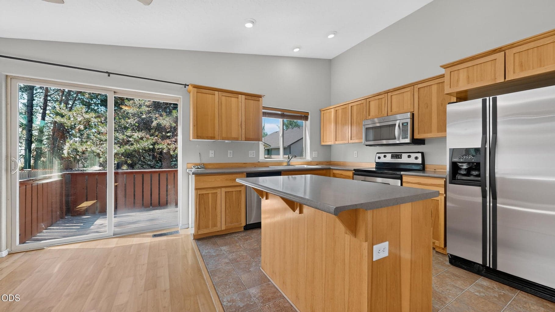 Photo of 16457 Heath Drive 11 of 28
