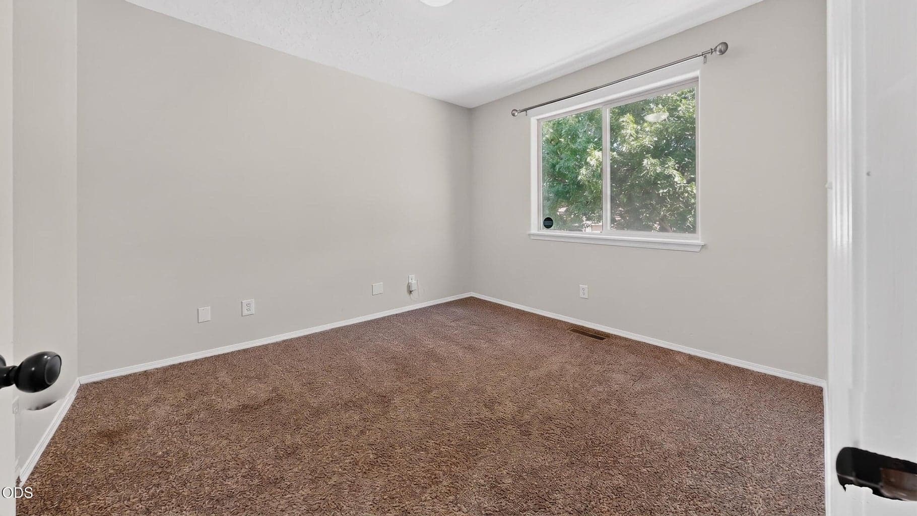 Photo of 16457 Heath Drive 15 of 28