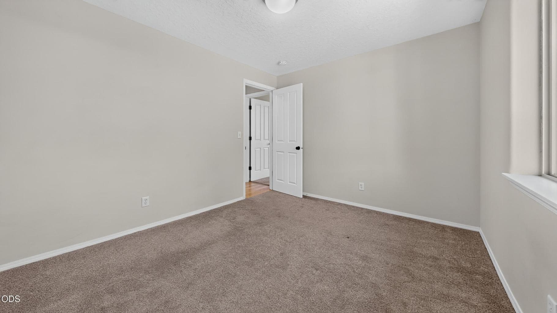 Photo of 16457 Heath Drive 19 of 28