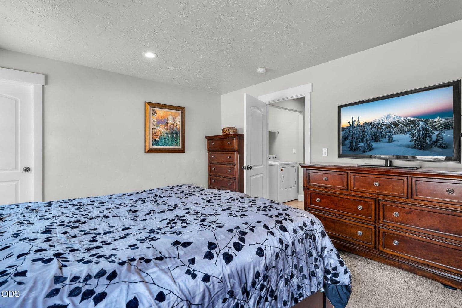 Photo of 919 SE Maliah Avenue 13 of 21