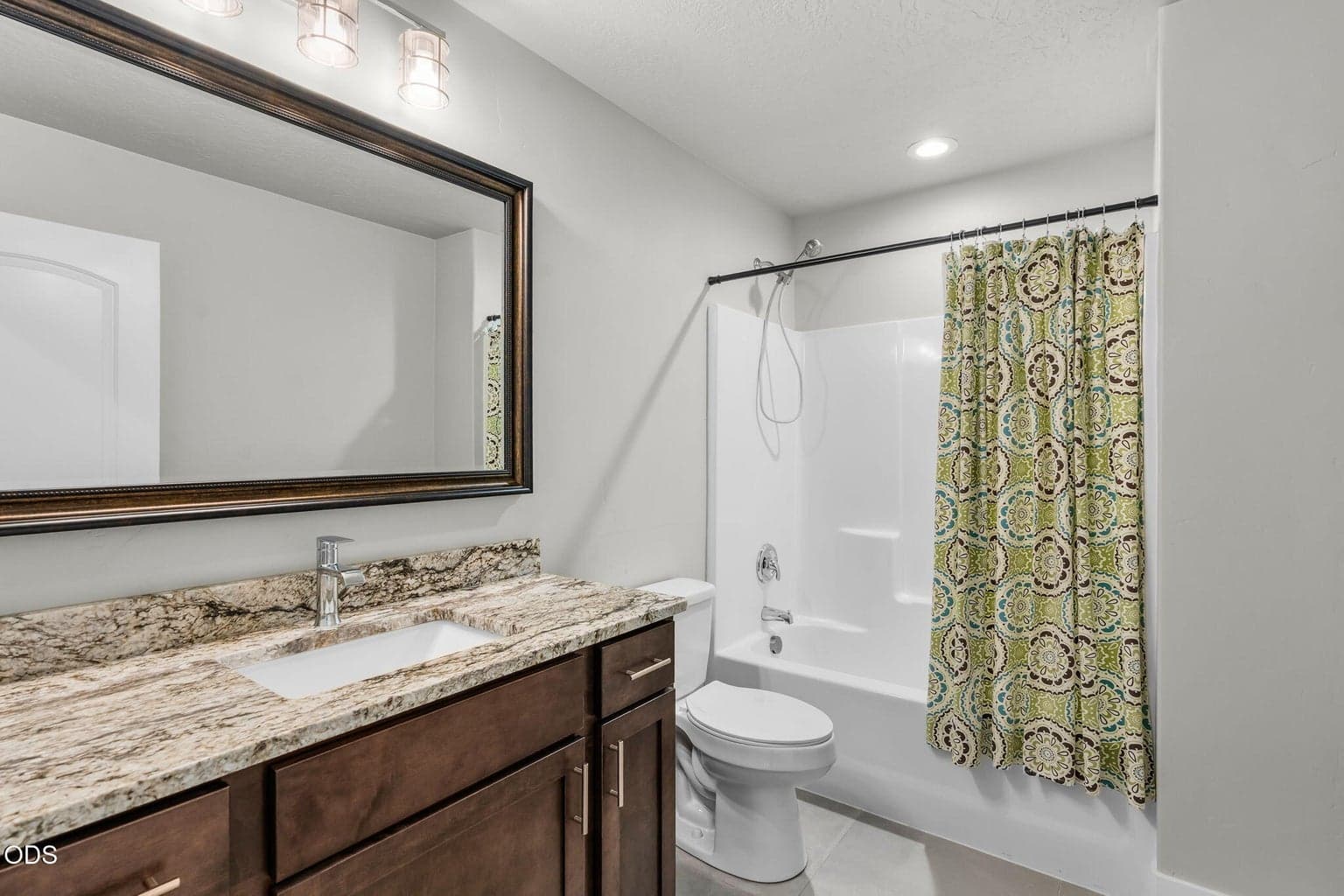 Photo of 919 SE Maliah Avenue 16 of 21