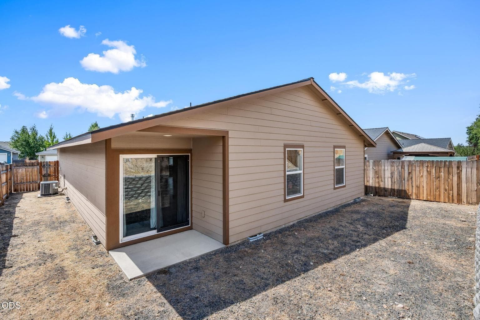 Photo of 919 SE Maliah Avenue 18 of 21