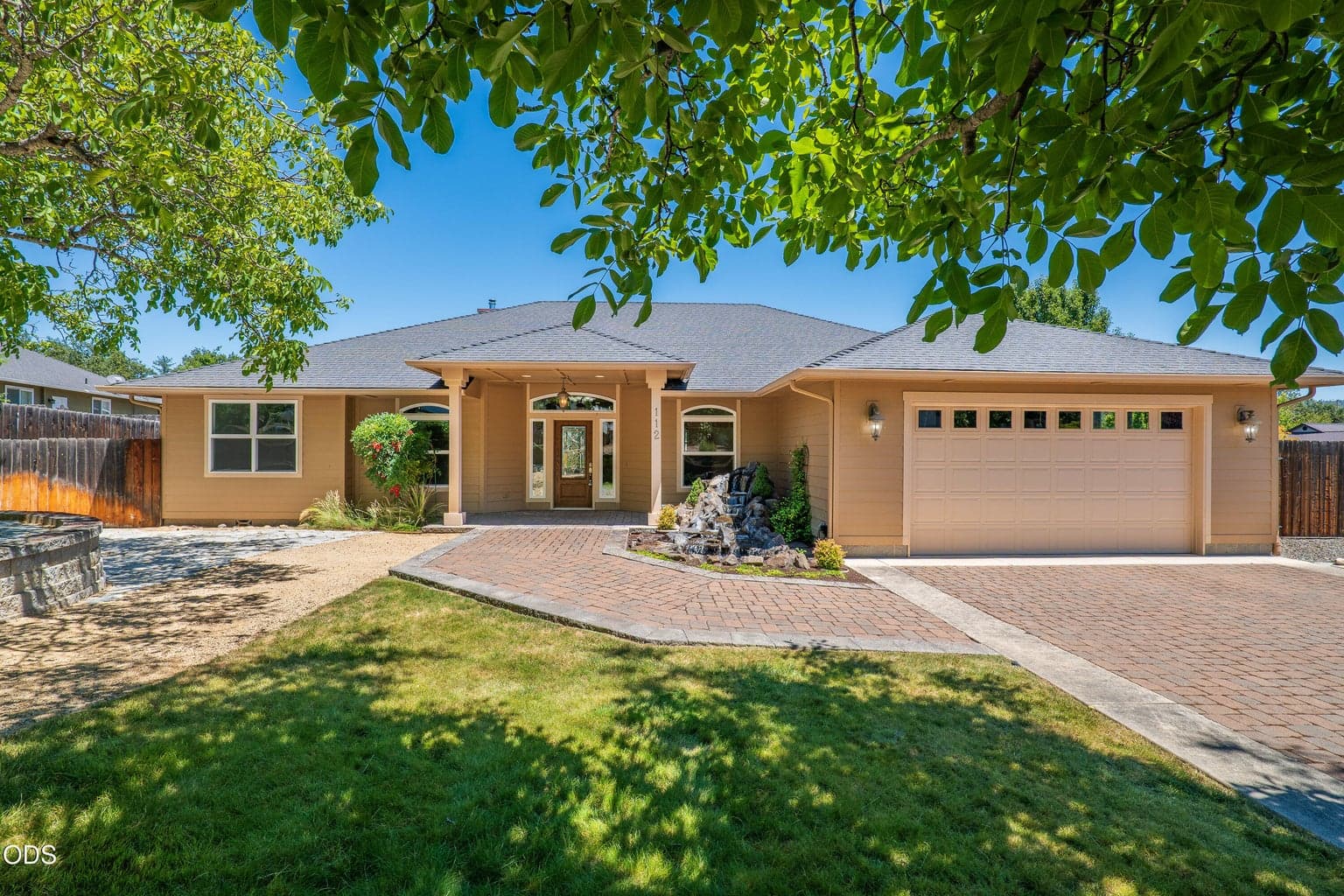 Photo of 112 Orchard Lane 1 of 48