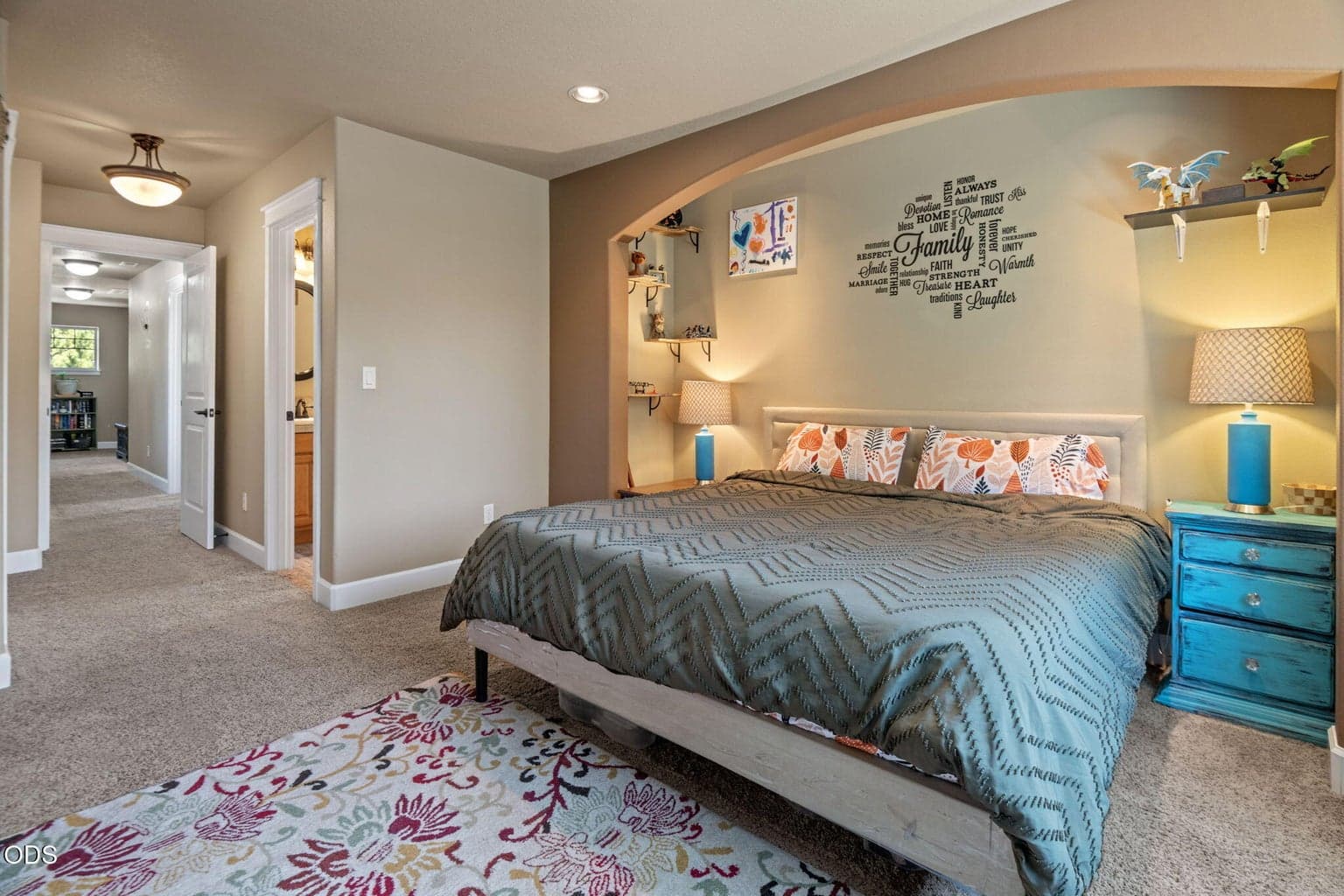 Photo of 51860 Hollinshead Place 13 of 29