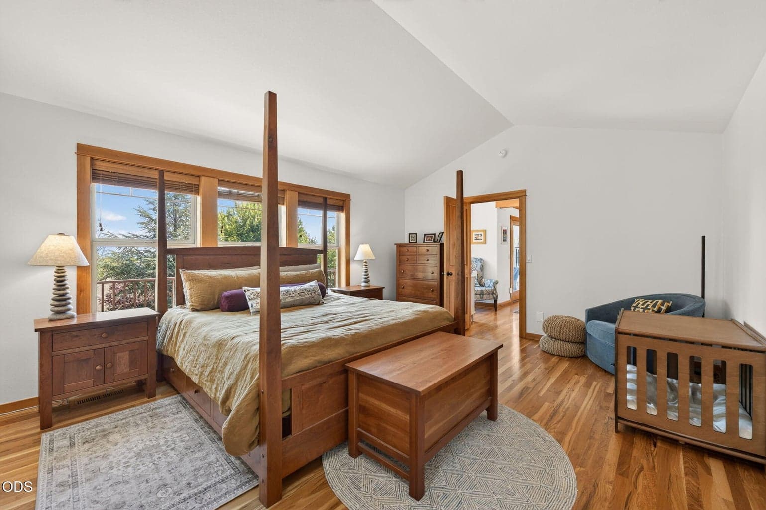 Photo of 577 NW Greyhawk Avenue 28 of 62