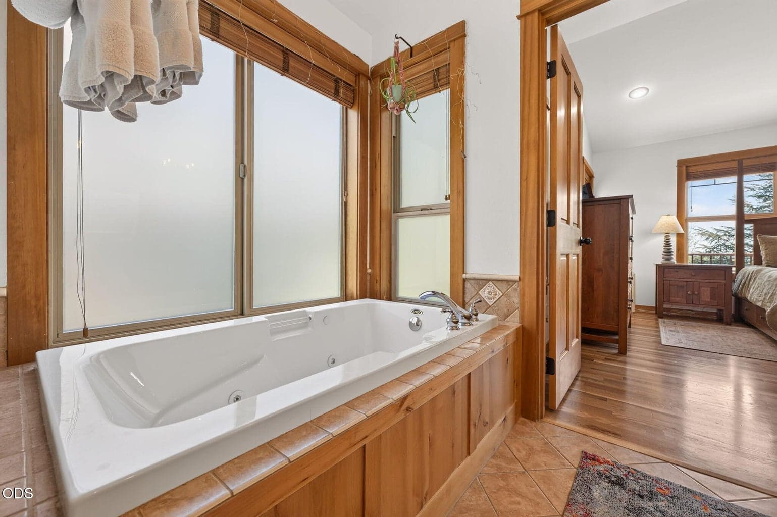 Photo of 577 NW Greyhawk Avenue 31 of 62