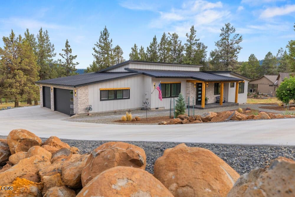 Photo of 12156 Turnstone Drive 1 of 42