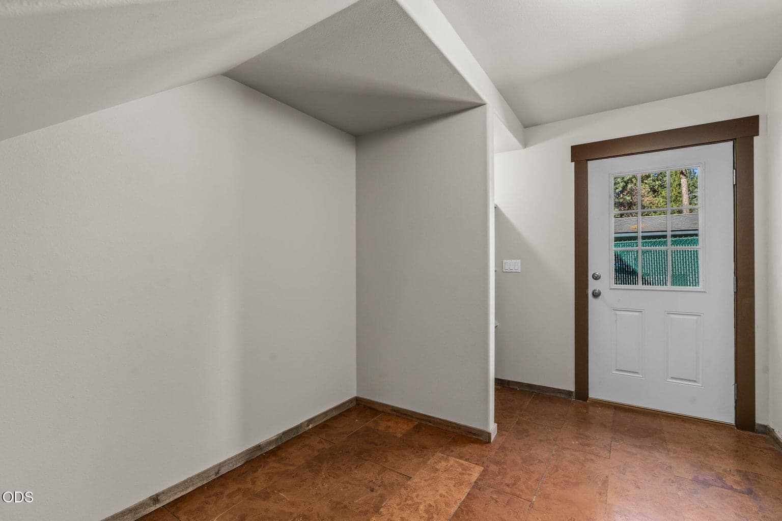 Photo of 17065 Oxnard Road 36 of 47