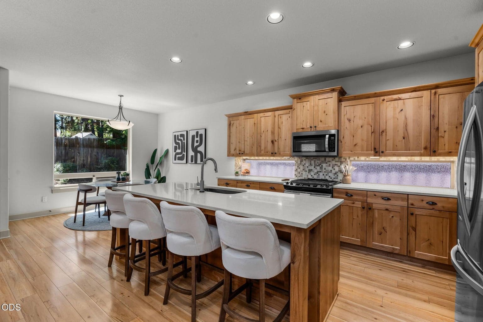 Photo of 1713 Precision Lane 5 of 28