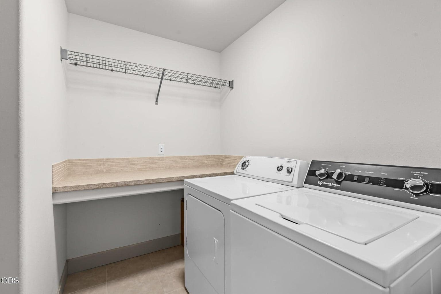 Photo of 1713 NW Precision Lane 16 of 28
