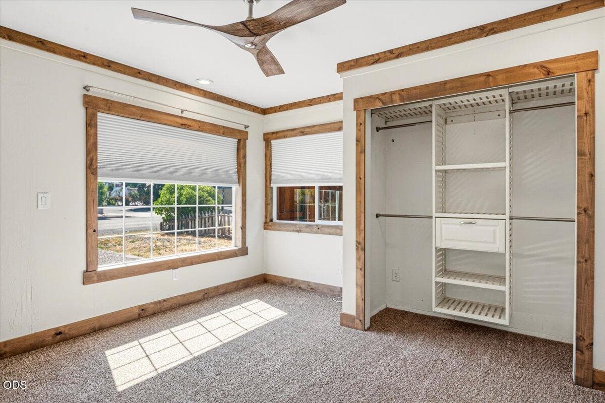 Photo of 645 NW 7th Street 25 of 36