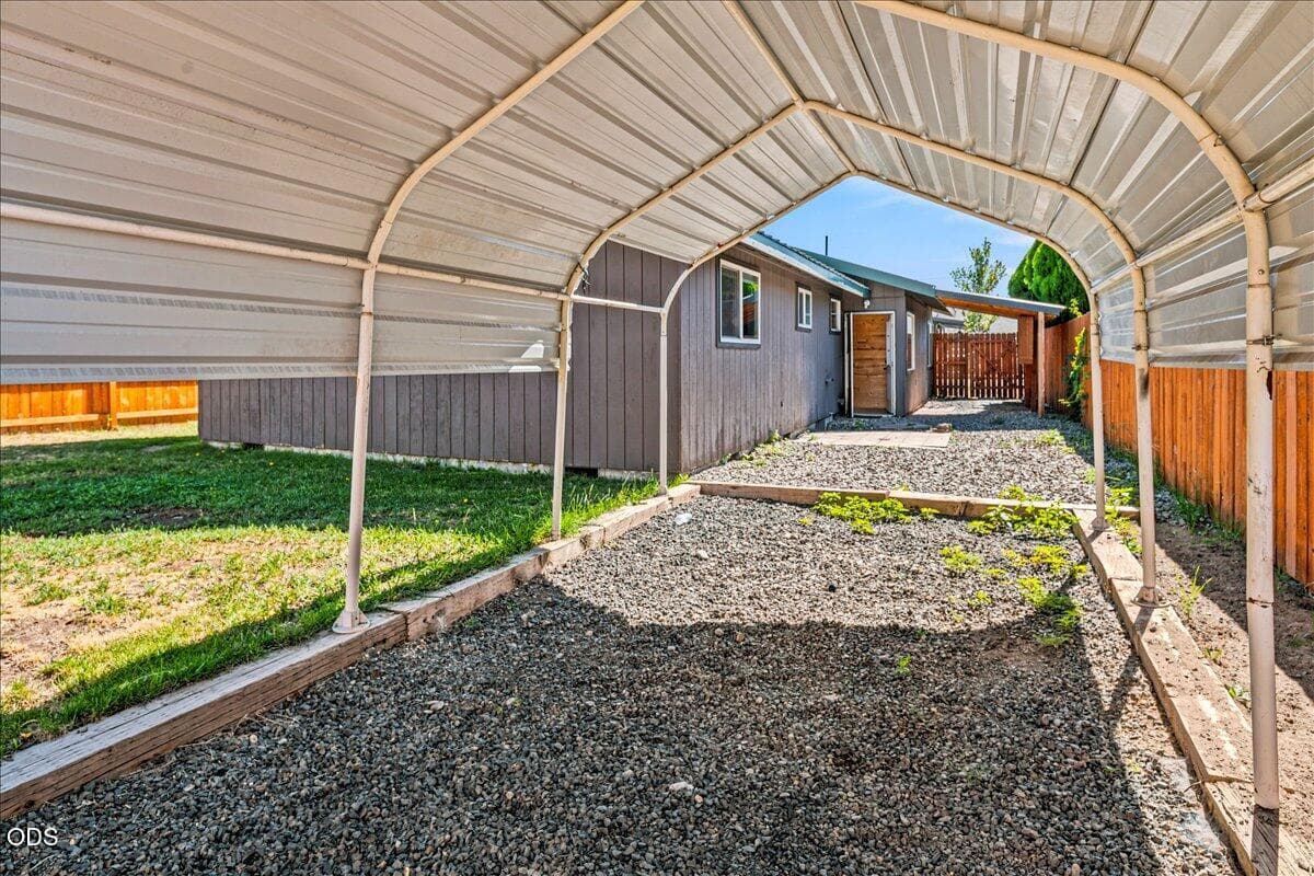 Photo of 645 NW 7th Street 28 of 36