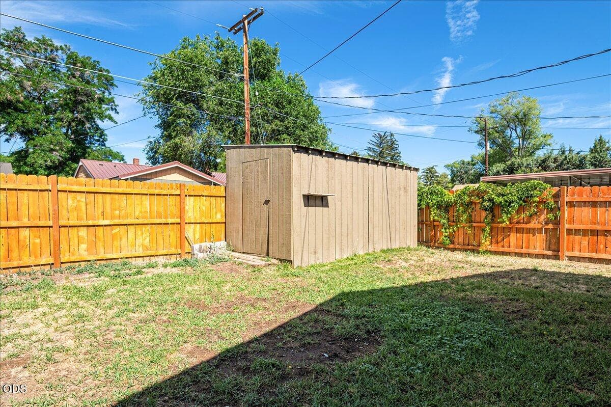 Photo of 645 NW 7th Street 30 of 36