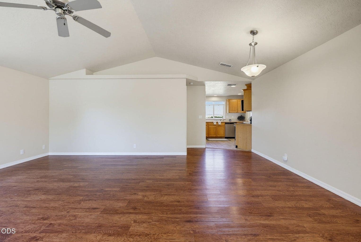 Photo of 2642 Esther Lane 4 of 31
