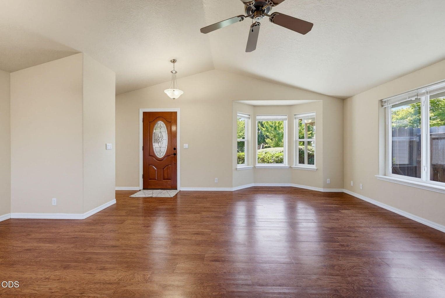 Photo of 2642 Esther Lane 6 of 31