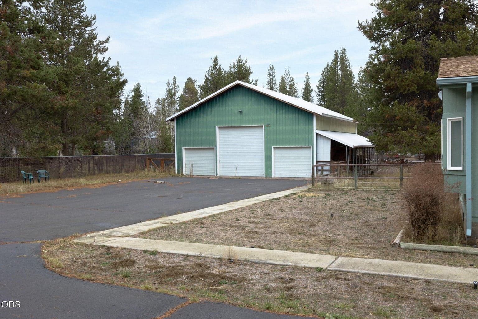 Photo of 15728 Eastwind Court 5 of 40
