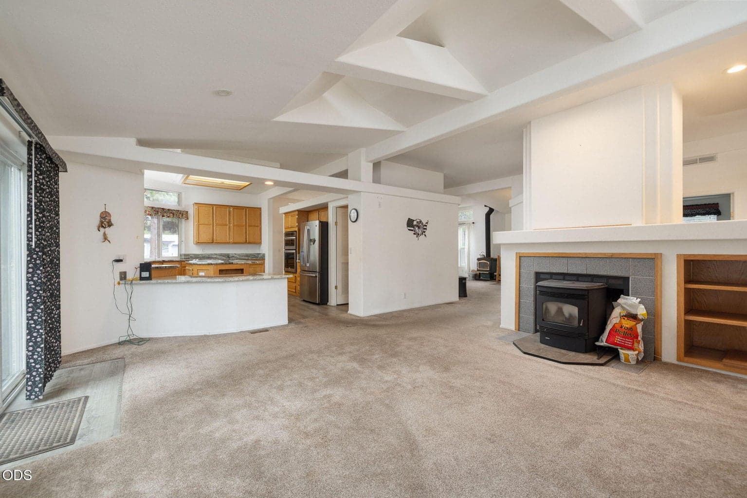 Photo of 15728 Eastwind Court 15 of 40