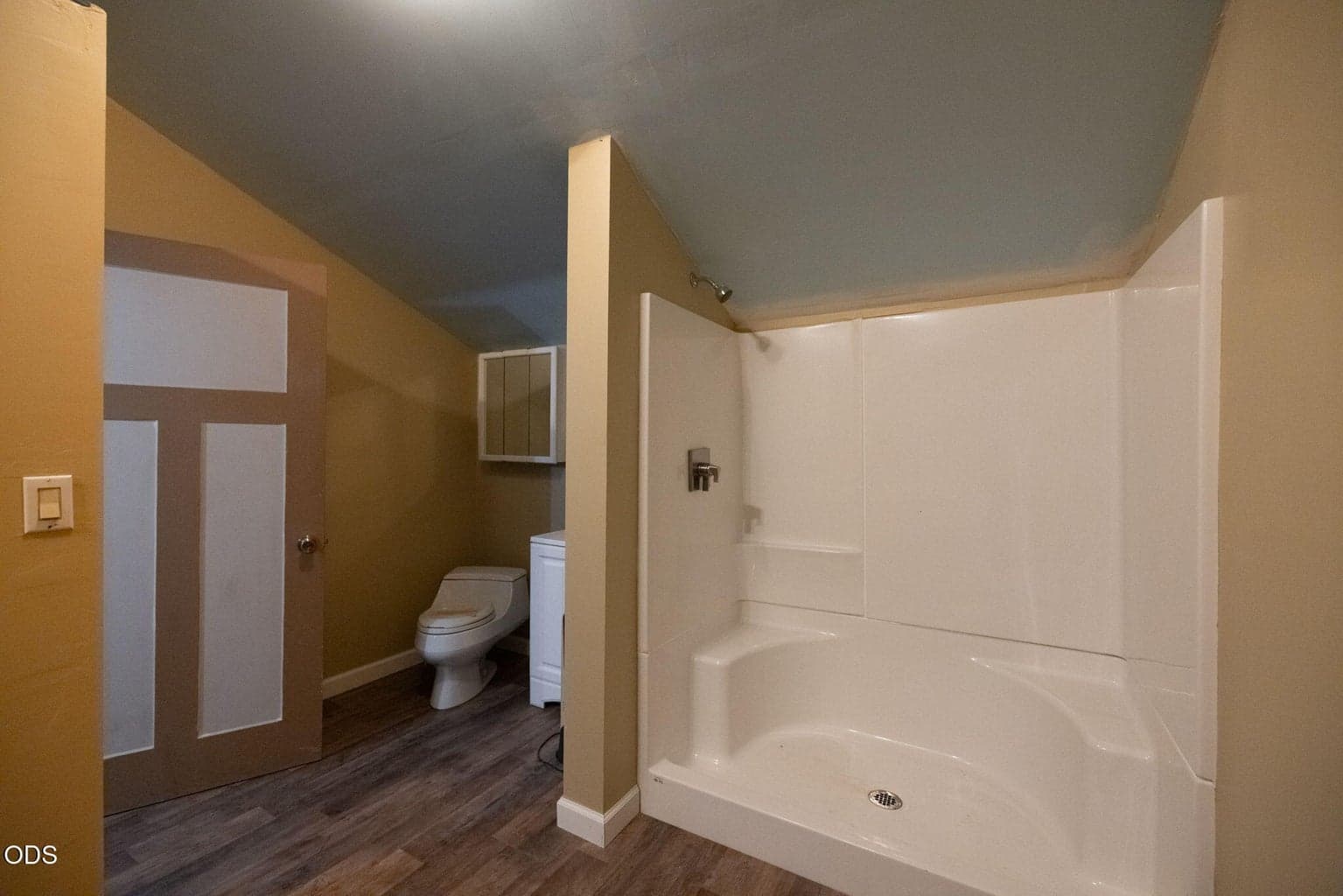 Photo of 15728 Eastwind Court 27 of 40