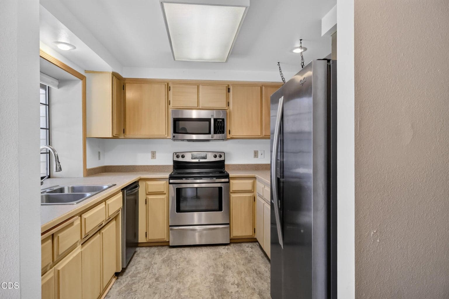 Photo of 654 Golden Lane 4 of 24